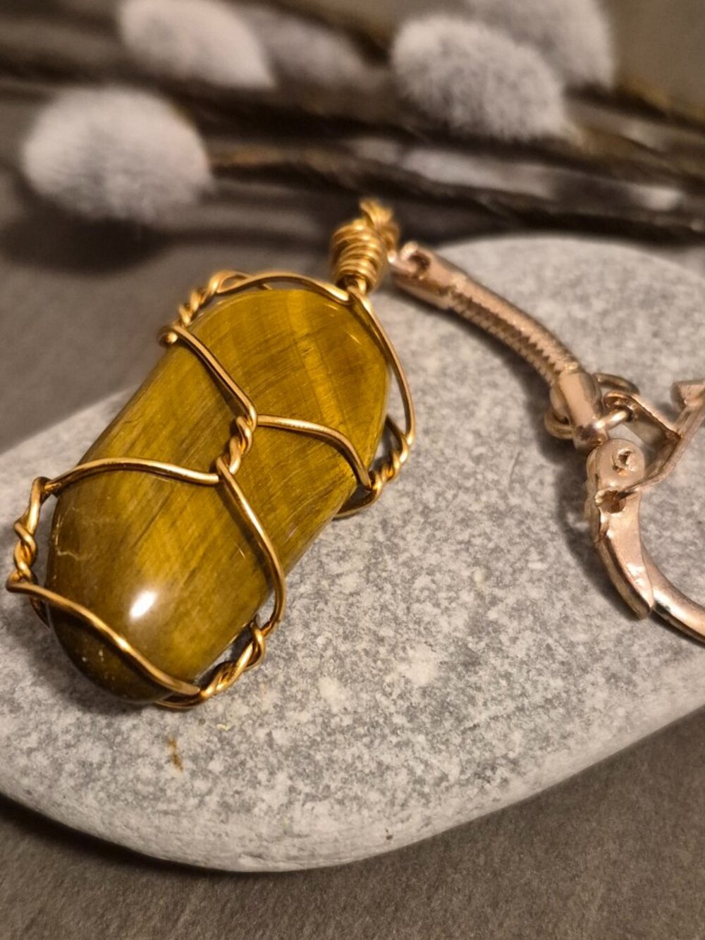 Handmade Tiger’s Eye Wire‑Wrapped Keychain